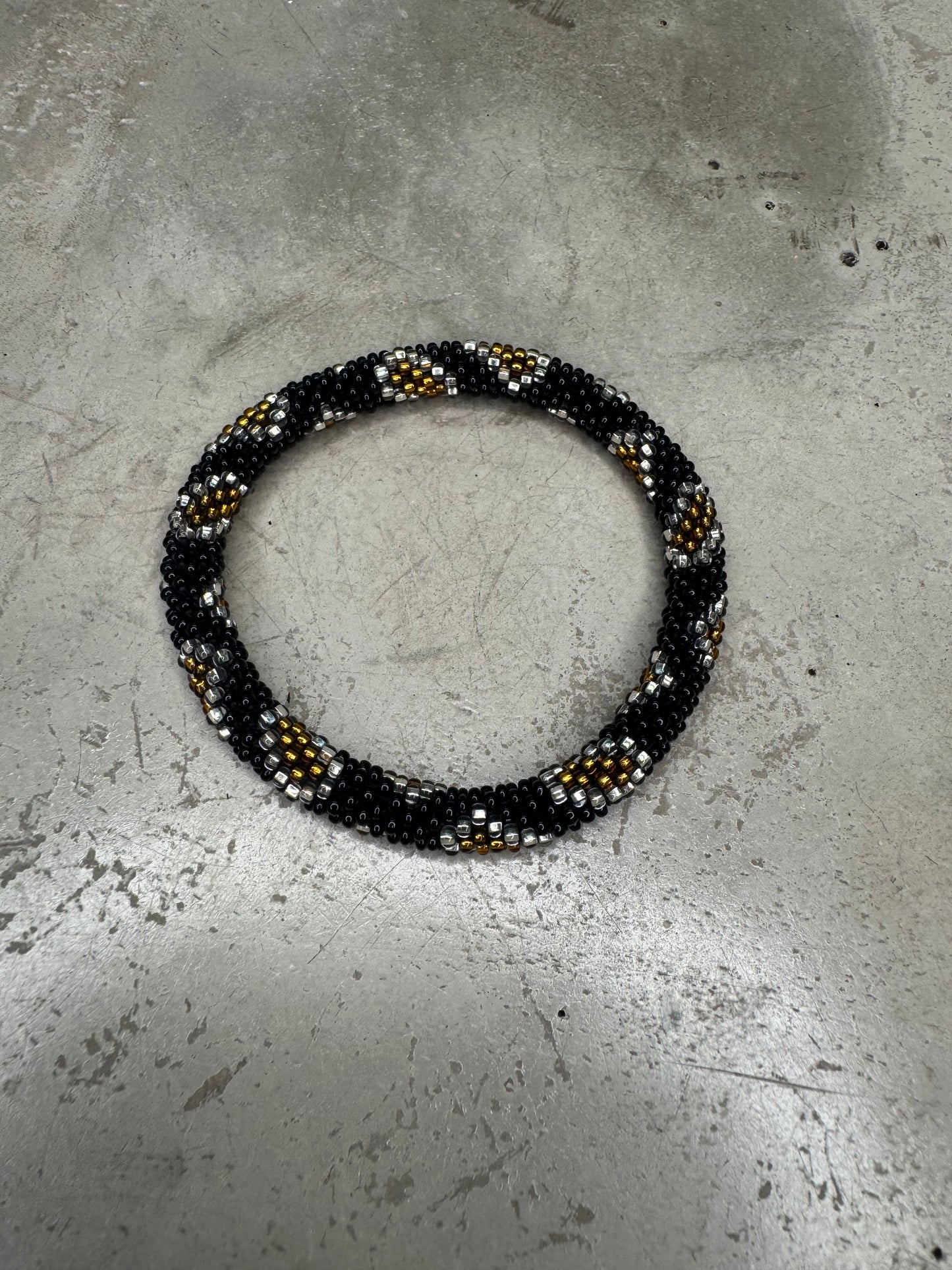 LEO BLACK BRACELET