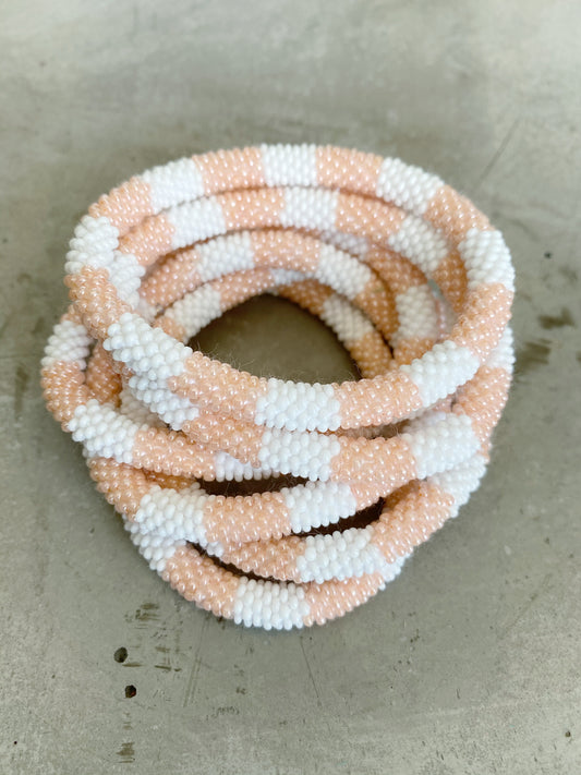 LIGHT PEACH WHITE BLOCK BRACELET